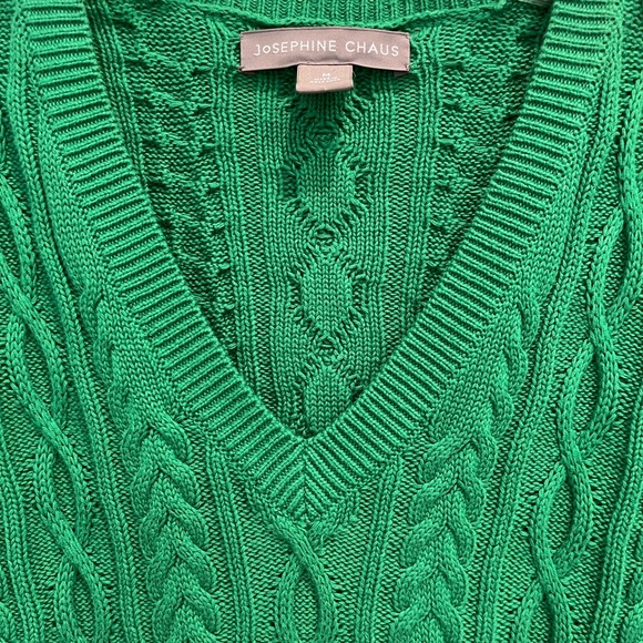 Chaus Cable Knit V-Neck Green Sweater - Picture 3 of 9